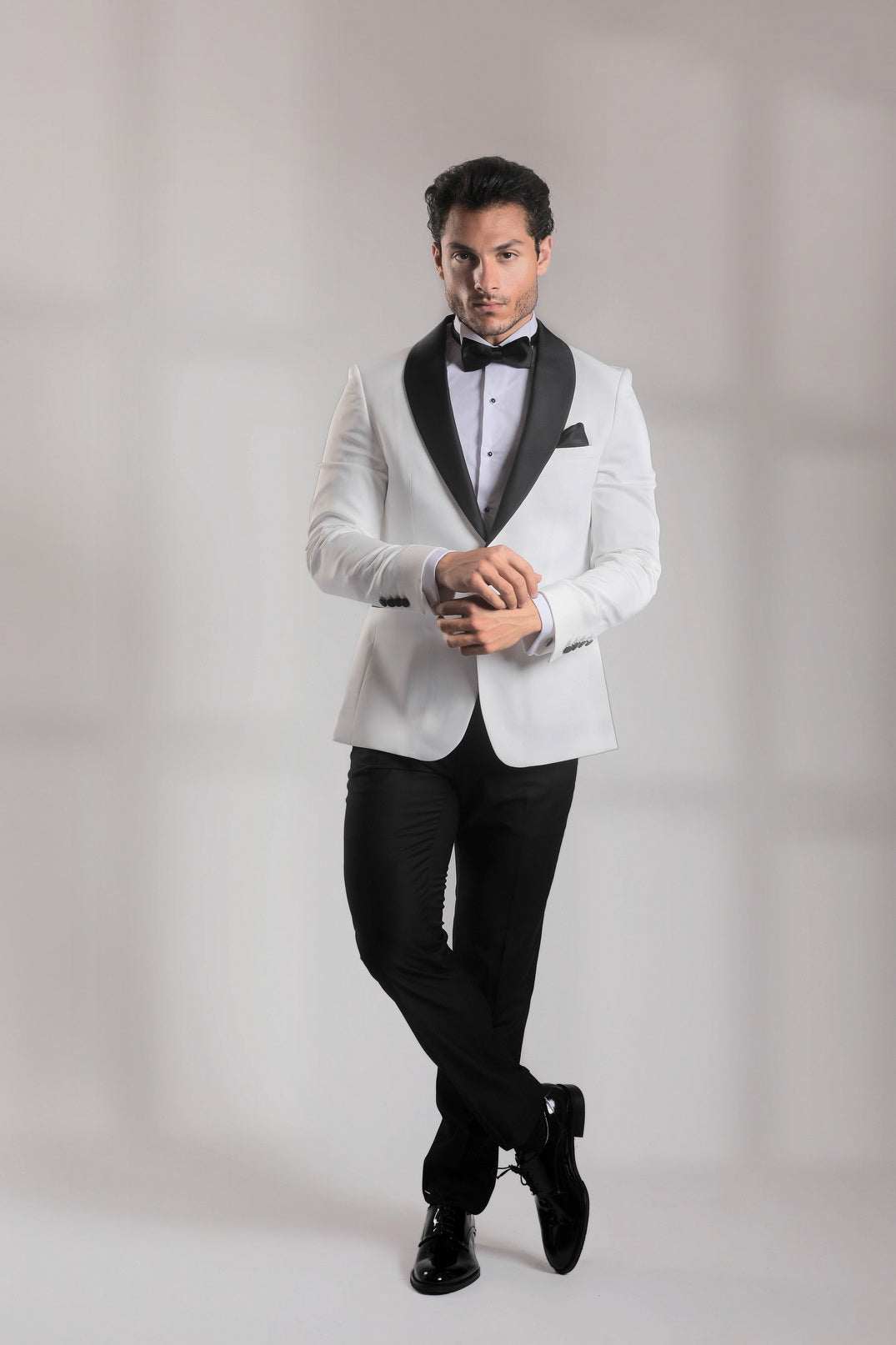 Four hands white tux