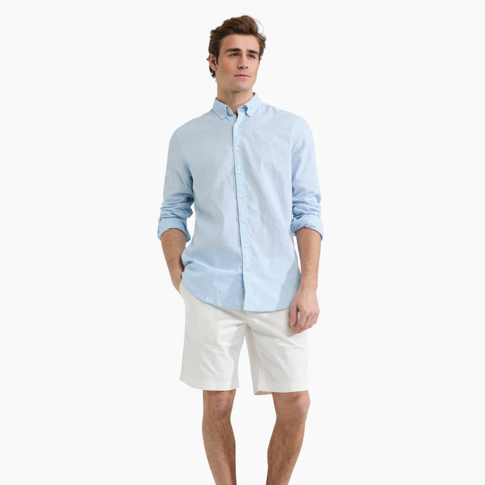 McGregor men's light blue linen cotton button-down shirt with long sleeves and a classic collar on a white background.