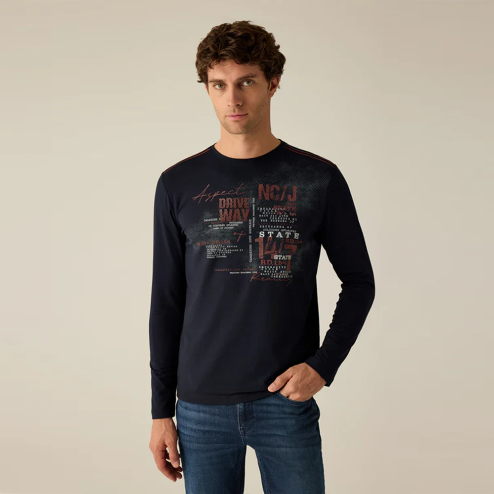 Campione Men's T-shirt in navy