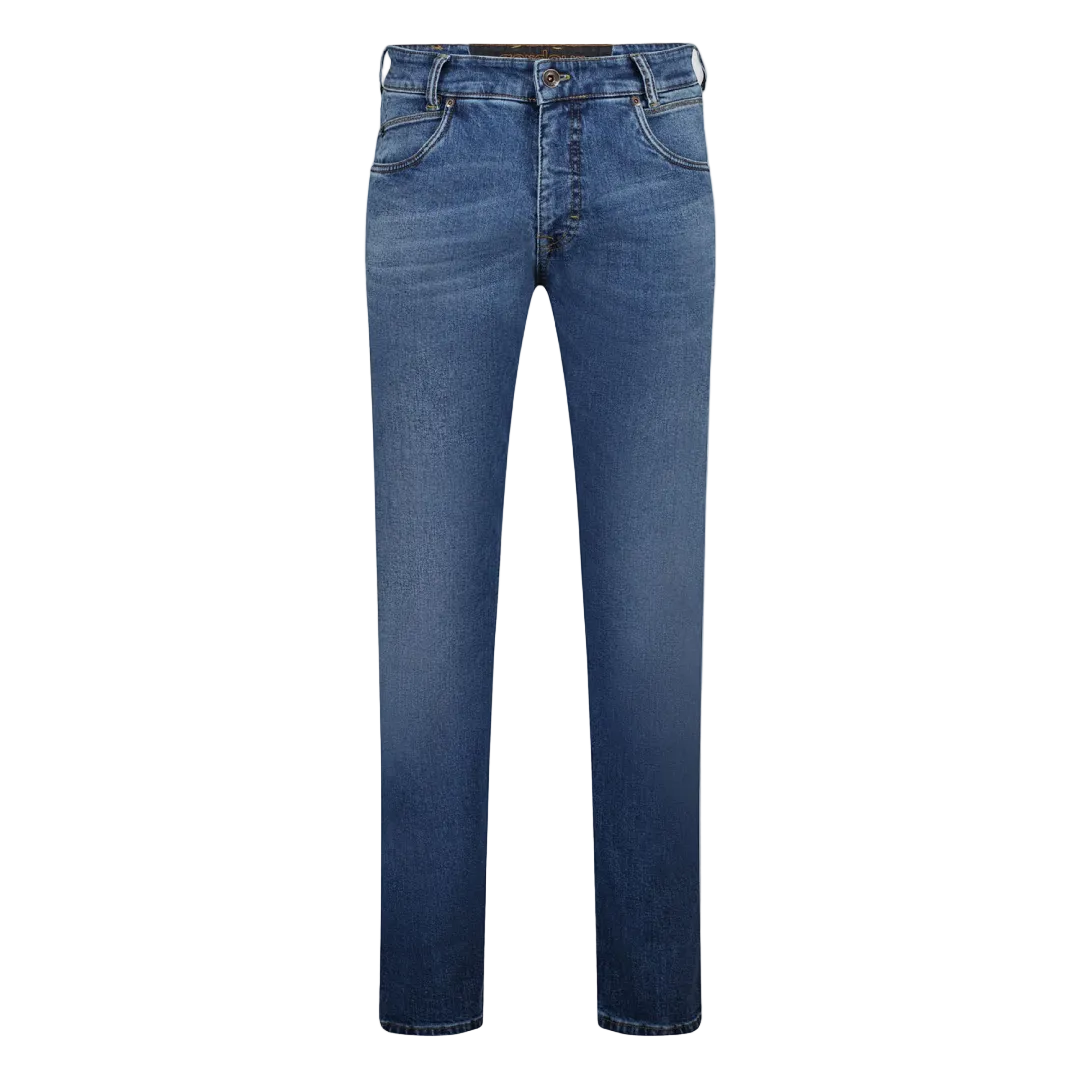 Gardeur Bennet men's straight fit light blue jeans in premium stretch denim with a classic five-pocket design.