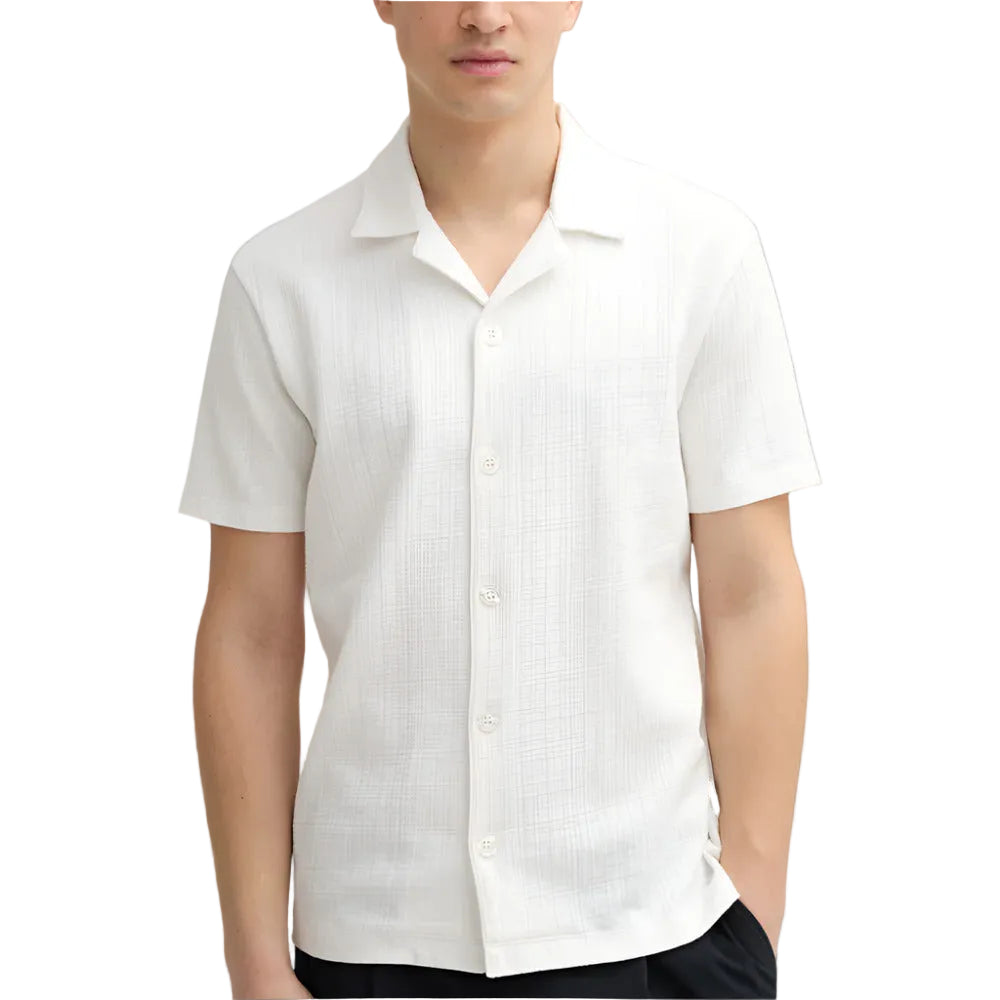 Man wearing Strellson Filip Jersey Shirt in white with camp collar and button front, Kayagan