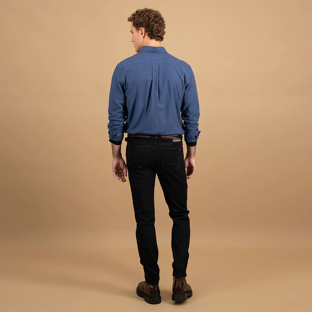 Fynch Hatton navy blue cotton shirt with chest pocket and button-down collar, back view studio photo, available at Kayagan