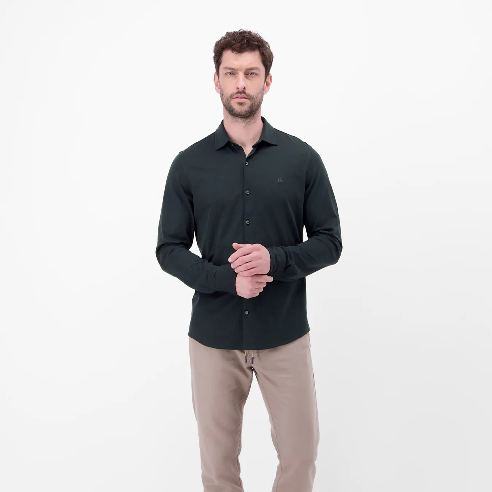 Lerros men’s long-sleeved jersey shirt with a classic collar, button closure and comfortable regular fit, available from Kayagan Lebanon.