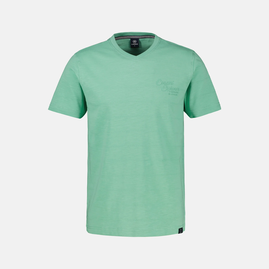 Lerros green V-neck knitted t-shirt for men with embroidered logo, flat lay product shot, Kayagan