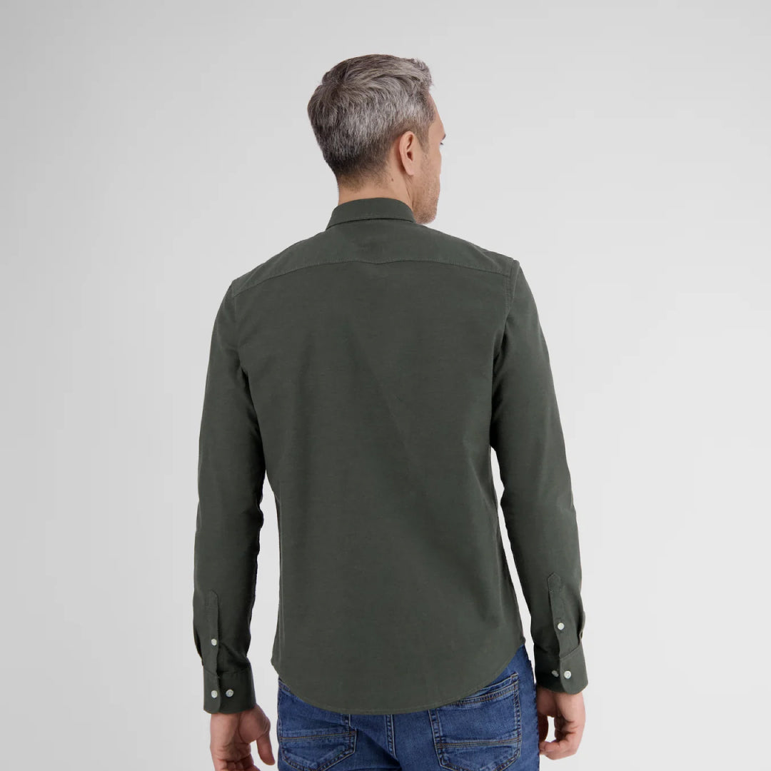 Men’s Oxford shirt with stretch content and button-down collar available at Kayagan Lebanon