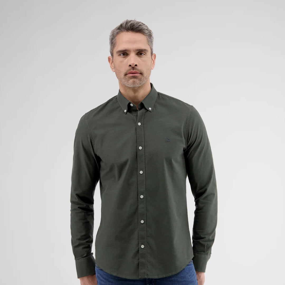 Oxford shirt with stretch content and button-down collar