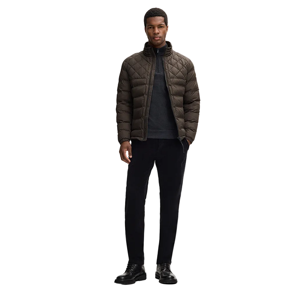 Man wearing Strellson Clason Fused Quilted Jacket in olive with zip-up front and stand collar, Kayagan online